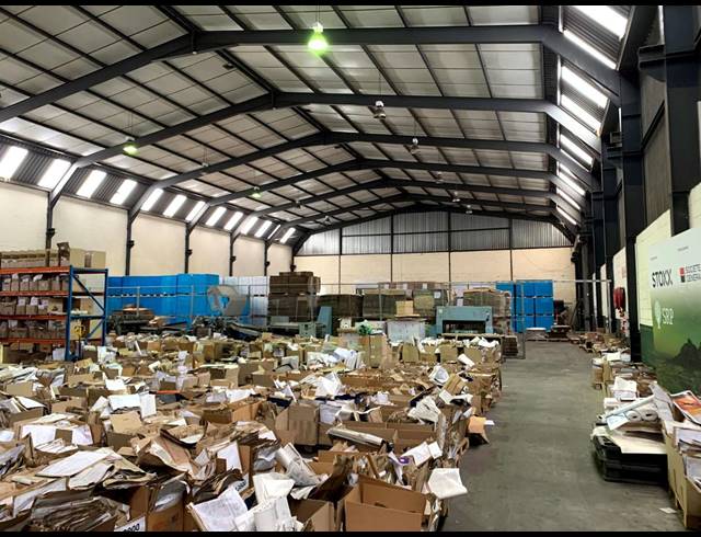 1,300M² FACTORY TO LET IN PAROW INDUSTRIAL